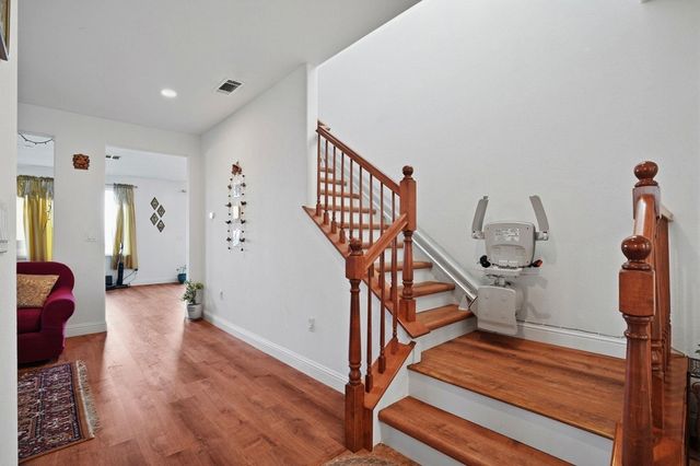 106 106 White Cap Cove, Hercules, CA 94547