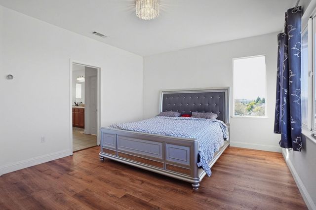 106 106 White Cap Cove, Hercules, CA 94547