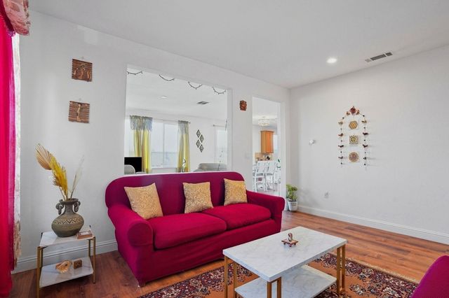 106 106 White Cap Cove, Hercules, CA 94547