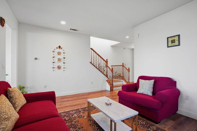 106 106 White Cap Cove, Hercules, CA 94547