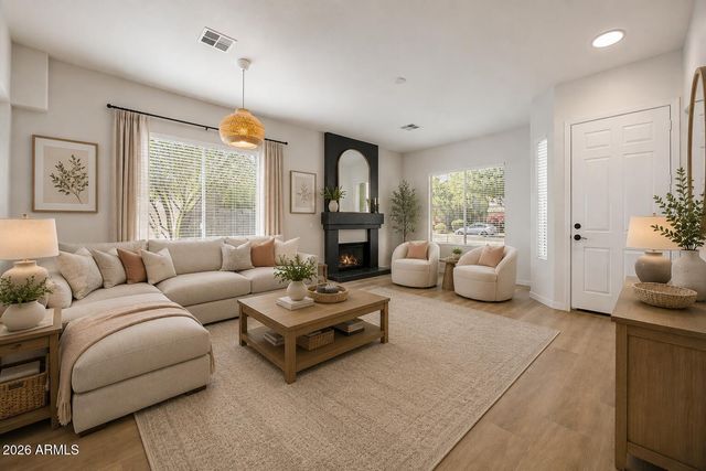 15815 W HILTON Avenue, Goodyear, AZ 85338