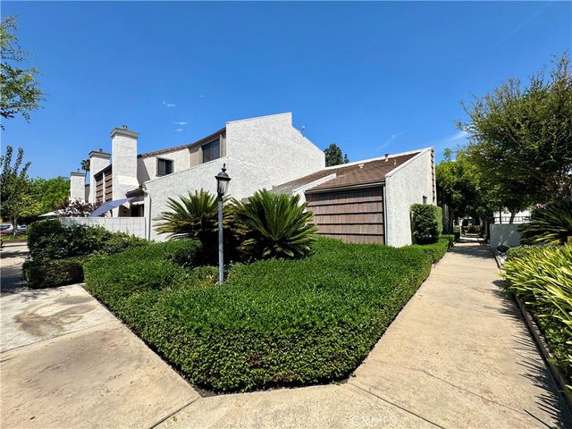 594 W Huntington C, Arcadia, CA 91007