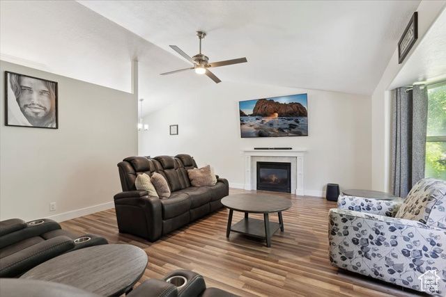 987 N 3150 W, West Point, UT 84015
