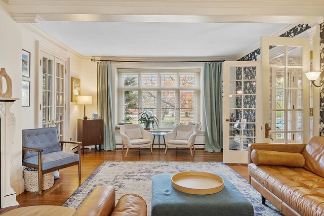 144 Hanks Street, Lowell, MA 01852