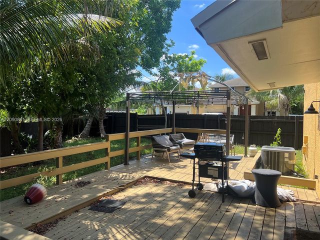 5788 Woodland Point Drive, Tamarac, FL 33319