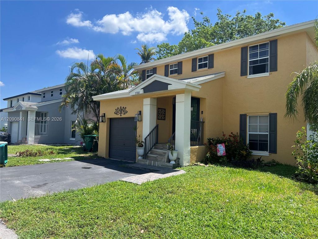 5788 Woodland Point Drive, Tamarac, FL 33319