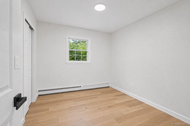 1 Gables Boulevard, East Setauket, NY 11733
