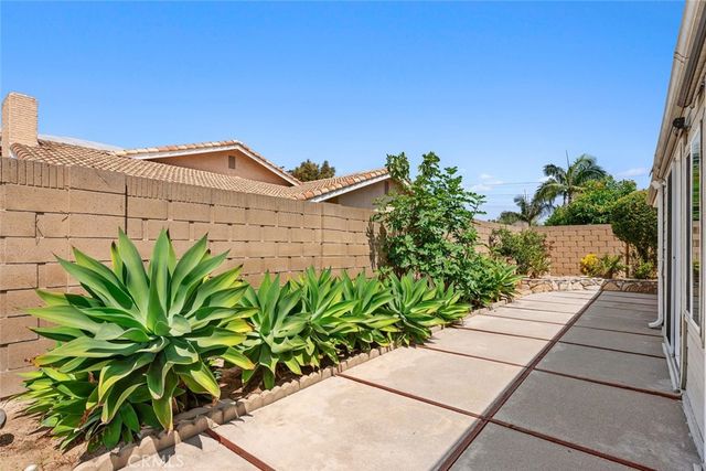 7881 Sun Valley Way, Cerritos, CA 90703