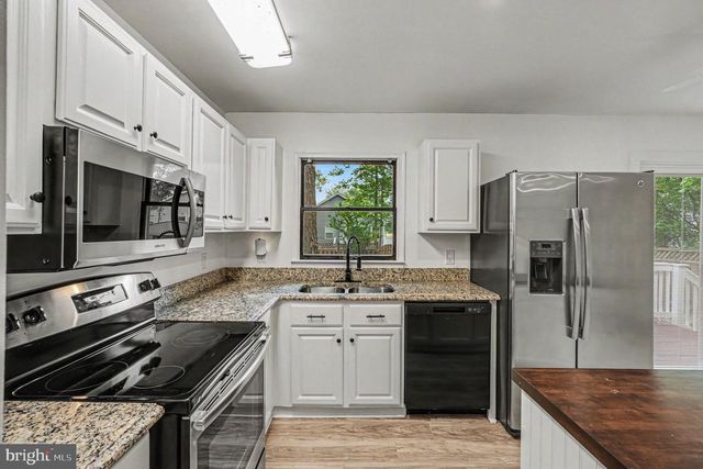 78 WOODMOUNT DR, Colonial Beach, VA 22443