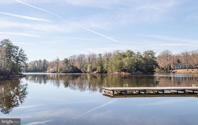 78 WOODMOUNT DR, Colonial Beach, VA 22443