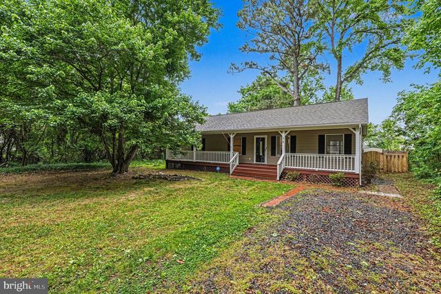 78 WOODMOUNT DR, Colonial Beach, VA 22443