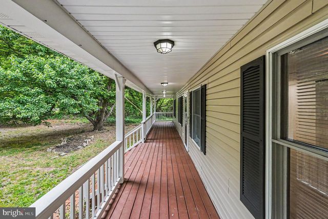 78 WOODMOUNT DR, Colonial Beach, VA 22443