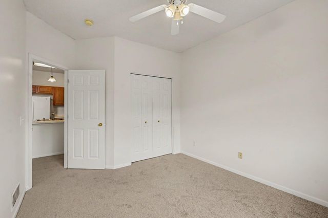 697 Kingfisher Lane H, Woodbury, MN 55125