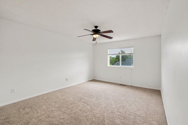 697 Kingfisher Lane H, Woodbury, MN 55125