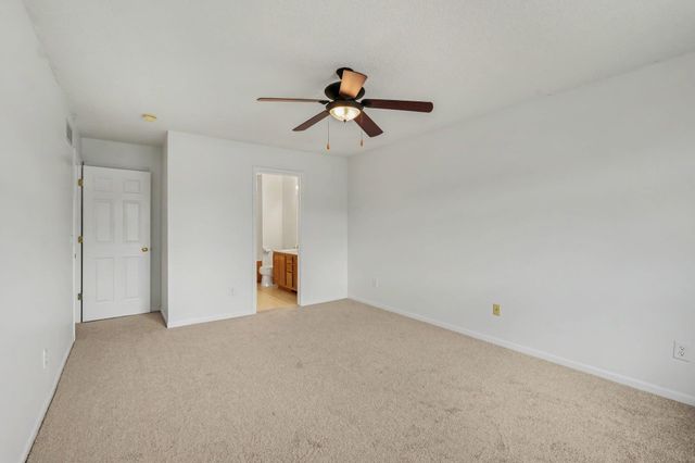 697 Kingfisher Lane H, Woodbury, MN 55125