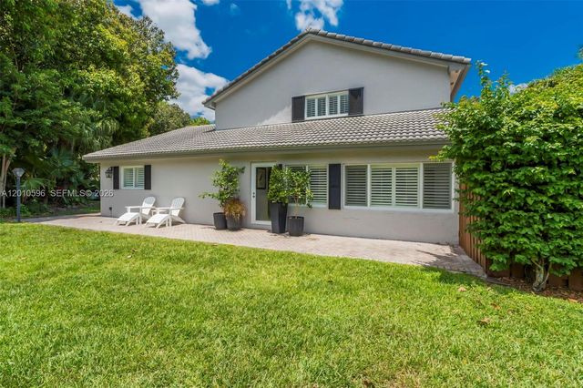 2081 Augusta, Weston, FL 33326
