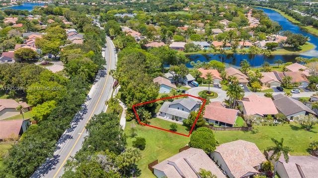 2081 Augusta, Weston, FL 33326