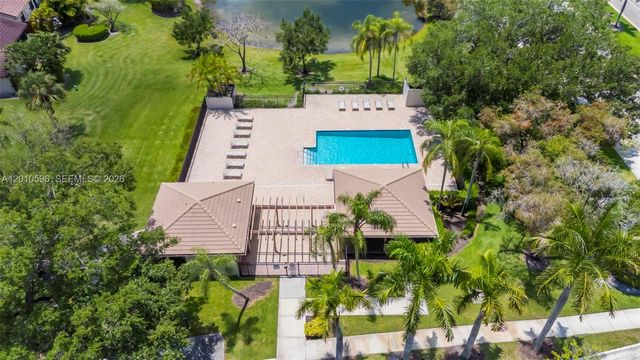 2081 Augusta, Weston, FL 33326