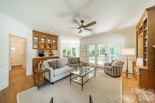 4332 Rosecliff Drive, Charlotte, NC 28277
