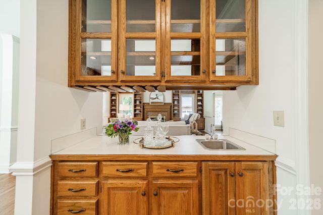 4332 Rosecliff Drive, Charlotte, NC 28277