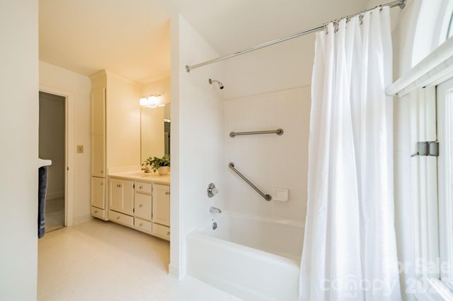 4332 Rosecliff Drive, Charlotte, NC 28277