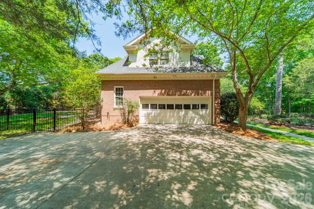 4332 Rosecliff Drive, Charlotte, NC 28277
