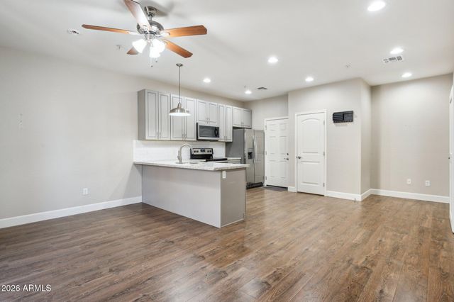 1406 W MAIN Street 116, Mesa, AZ 85201