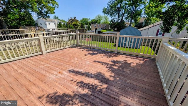 314 BELMONT AVE, Folsom, PA 19033