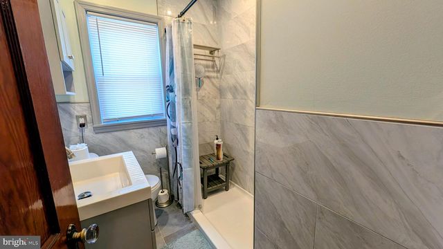314 BELMONT AVE, Folsom, PA 19033