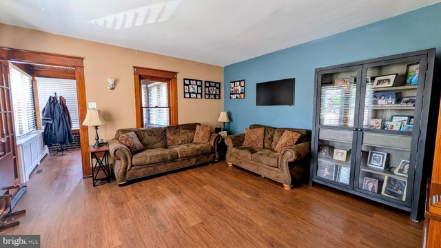 314 BELMONT AVE, Folsom, PA 19033