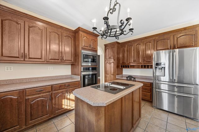 24862 Pepper Road, Athens, AL 35613
