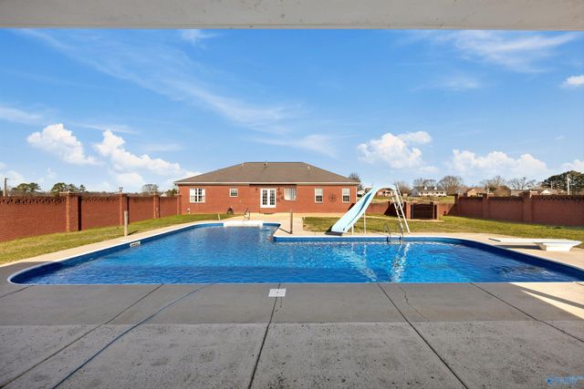 24862 Pepper Road, Athens, AL 35613