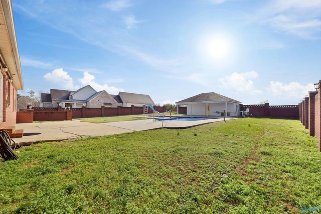 24862 Pepper Road, Athens, AL 35613