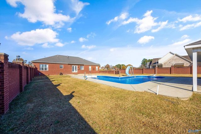 24862 Pepper Road, Athens, AL 35613