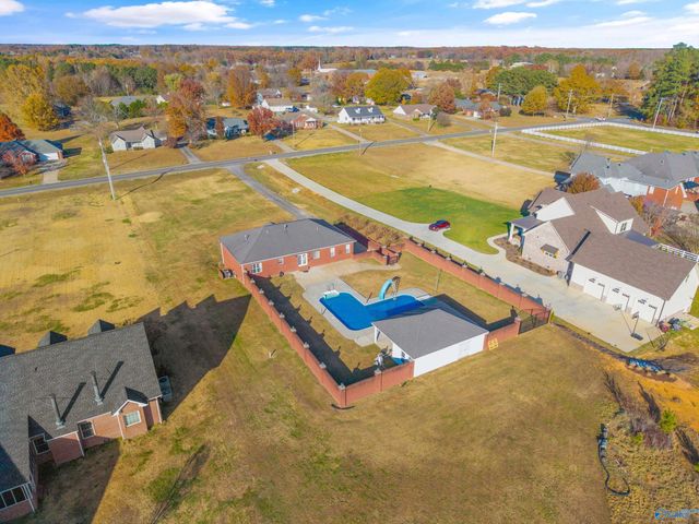 24862 Pepper Road, Athens, AL 35613