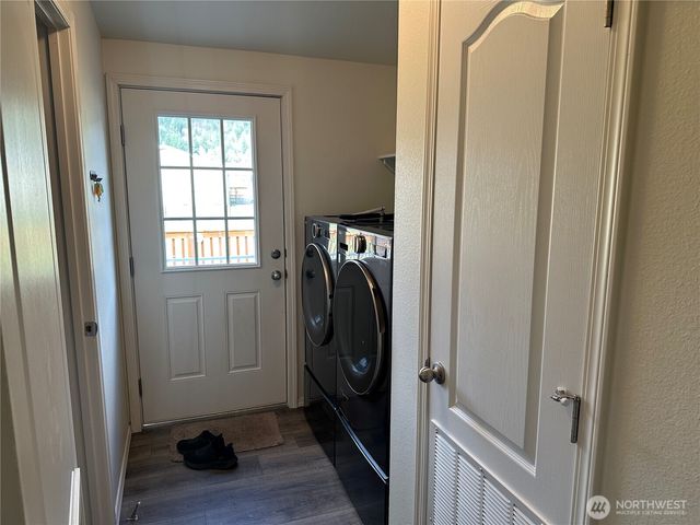 206 Mossyrock Road W, Mossyrock, WA 98564