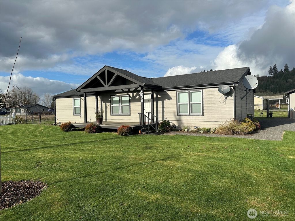 206 Mossyrock Road W, Mossyrock, WA 98564