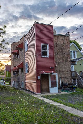 8419 S Maryland Avenue, Chicago, IL 60619