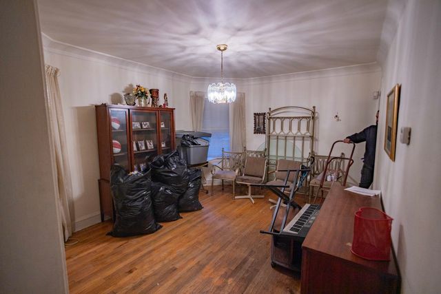 8419 S Maryland Avenue, Chicago, IL 60619