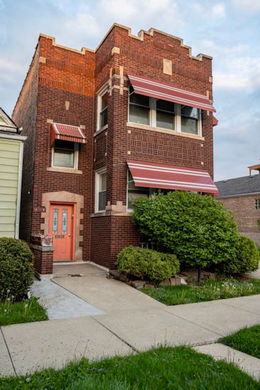 8419 S Maryland Avenue, Chicago, IL 60619