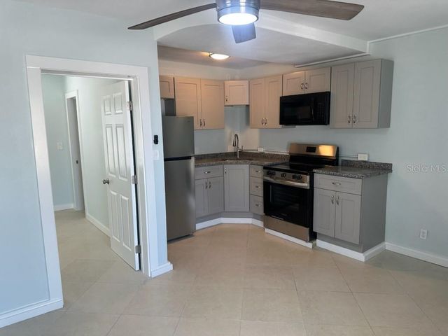 61 81ST AVENUE 2, Treasure Island, FL 33706