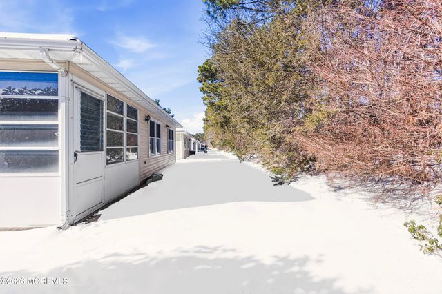 73 Yorkwood Drive, Brick, NJ 08723