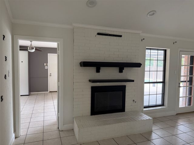1716 Rosemeade Circle, Carrollton, TX 75007