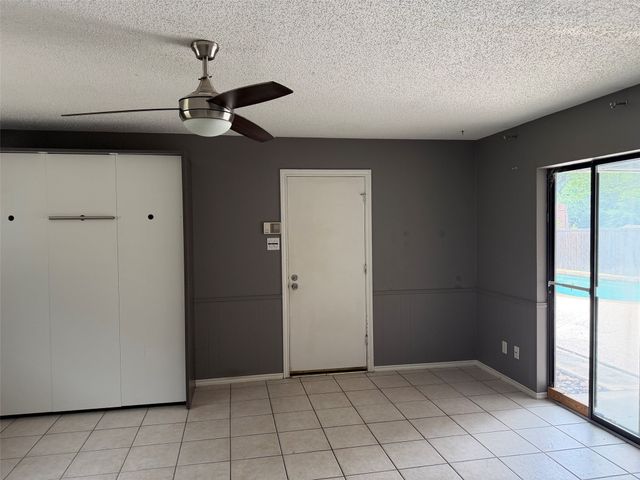 1716 Rosemeade Circle, Carrollton, TX 75007
