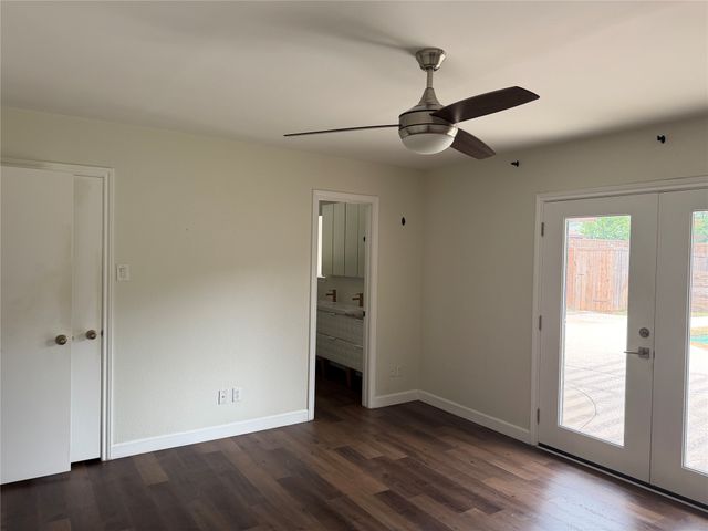 1716 Rosemeade Circle, Carrollton, TX 75007