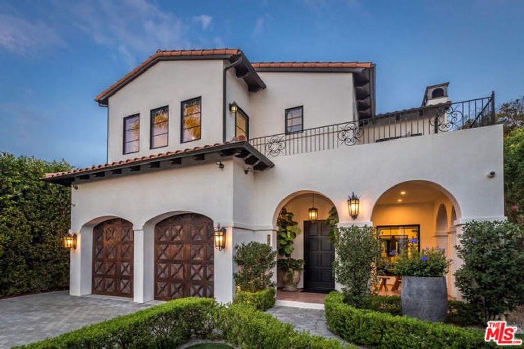 820 N Vista Street, Los Angeles, CA 90046