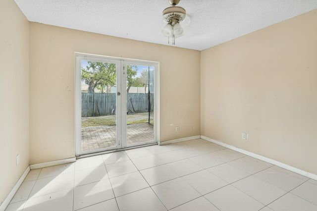 184 Greentree Circle, Jupiter, FL 33458