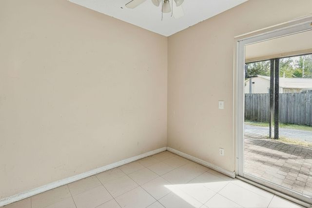 184 Greentree Circle, Jupiter, FL 33458