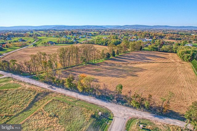 38678 PIGGOTT BOTTOM RD, Hamilton, VA 20158