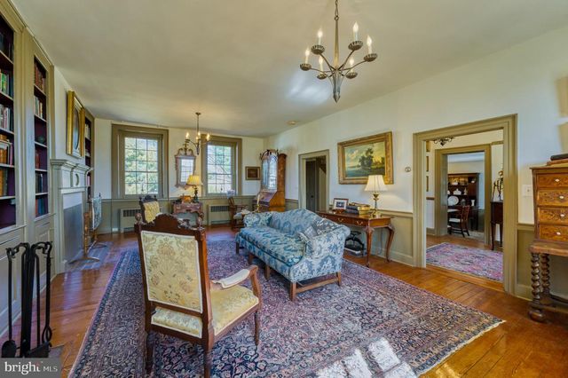 38678 PIGGOTT BOTTOM RD, Hamilton, VA 20158